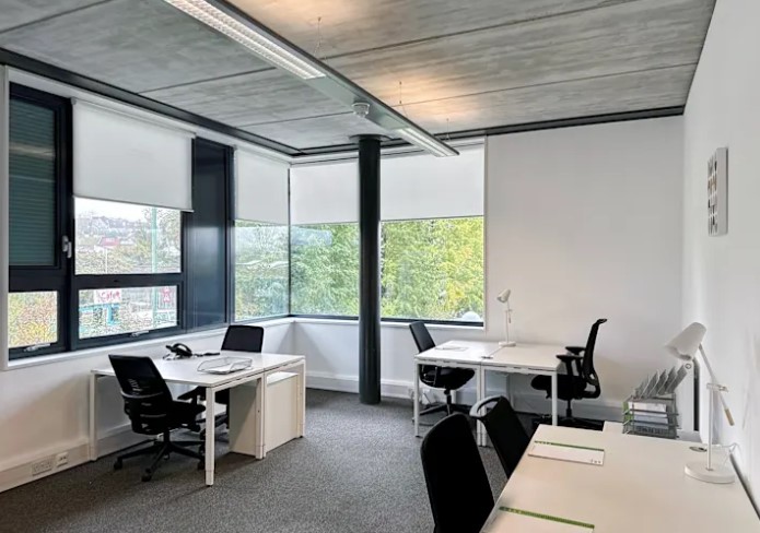 Industrial Unit in Chichester - photo 3